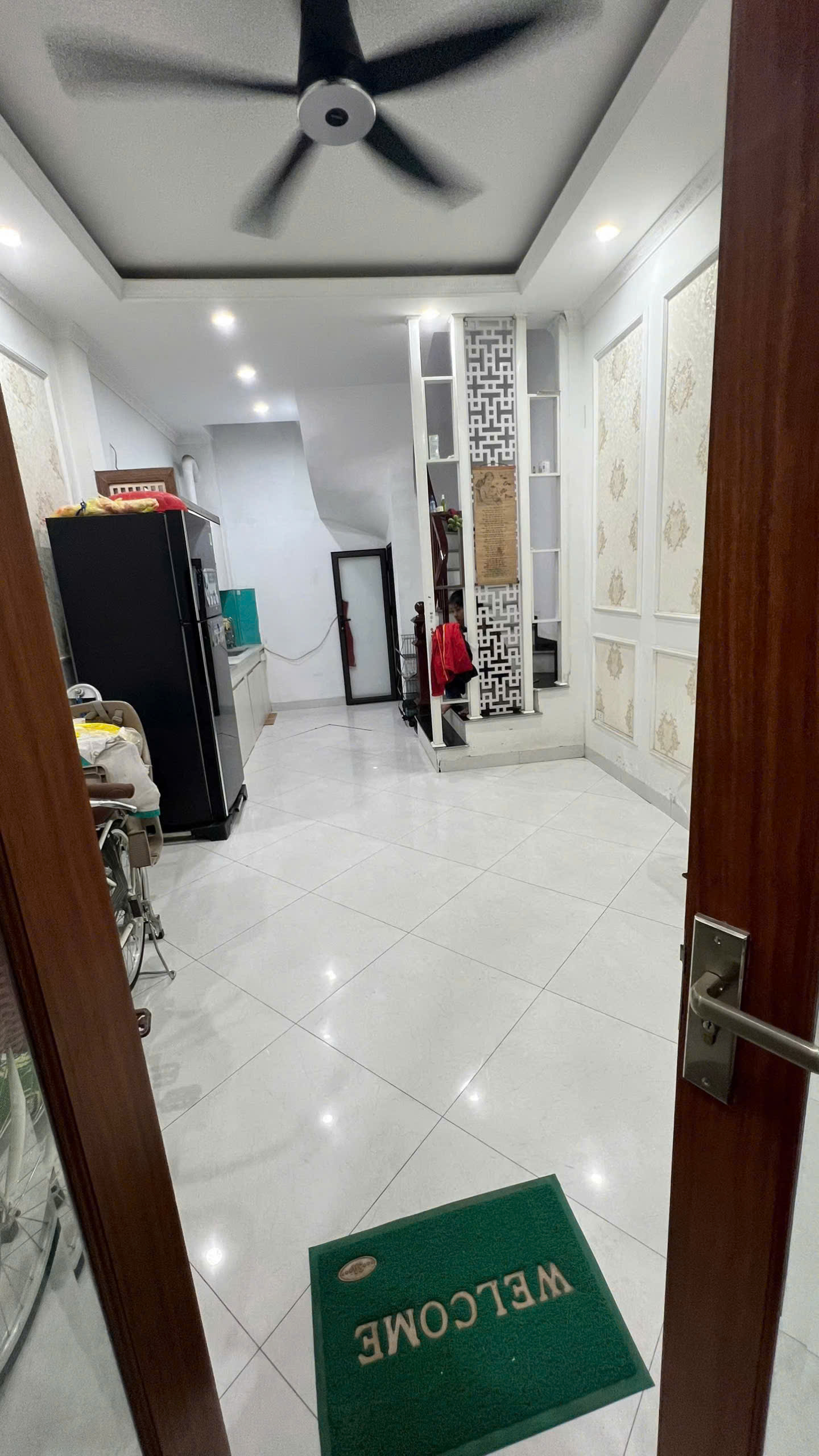 Cho thuê nhà ngõ ô tô 141 Định Công Thượng, 5 tầng x 35m2, 3PN, 4 wc, 12tr KD kết hợp ở - Ảnh chính